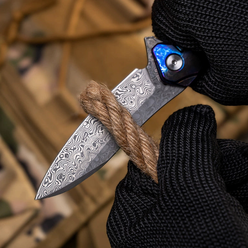 Unsharpened Multifunctional Outdoor Folding Knife detail view