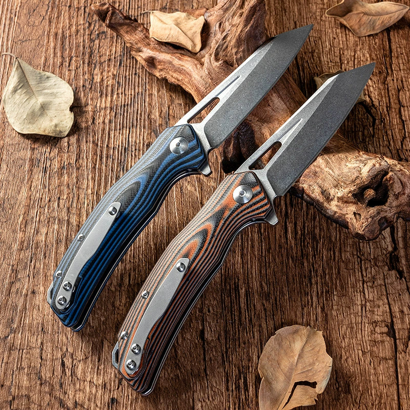 Damascus VG10 folding knife handle and blade detail