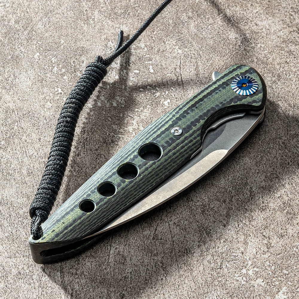 Green Pattern Damascus VG10 Folding Knife detail view