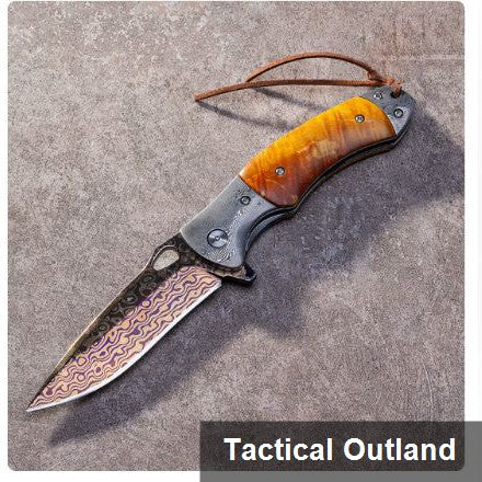 Coreless Damascus folding knife with VG10 blade for camping